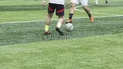 海港队梅州胜利夺冠，下半赛季多线竞争需警惕应对